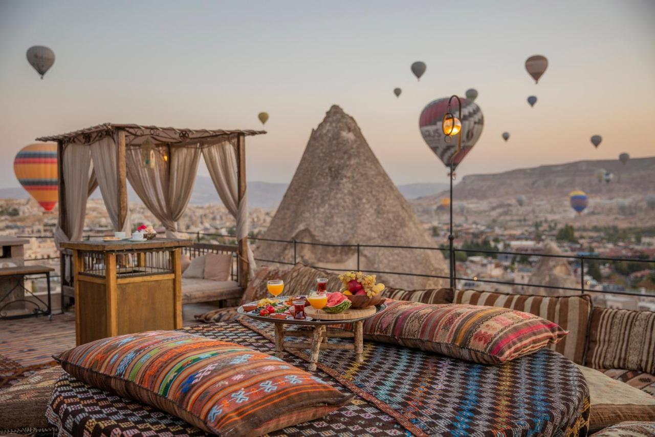 Divan Cave House Hotel Goreme Bagian luar foto