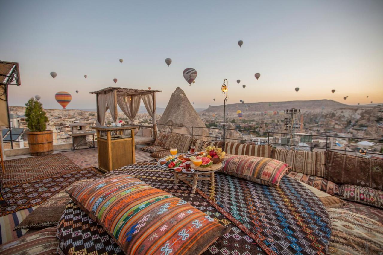 Divan Cave House Hotel Goreme Bagian luar foto