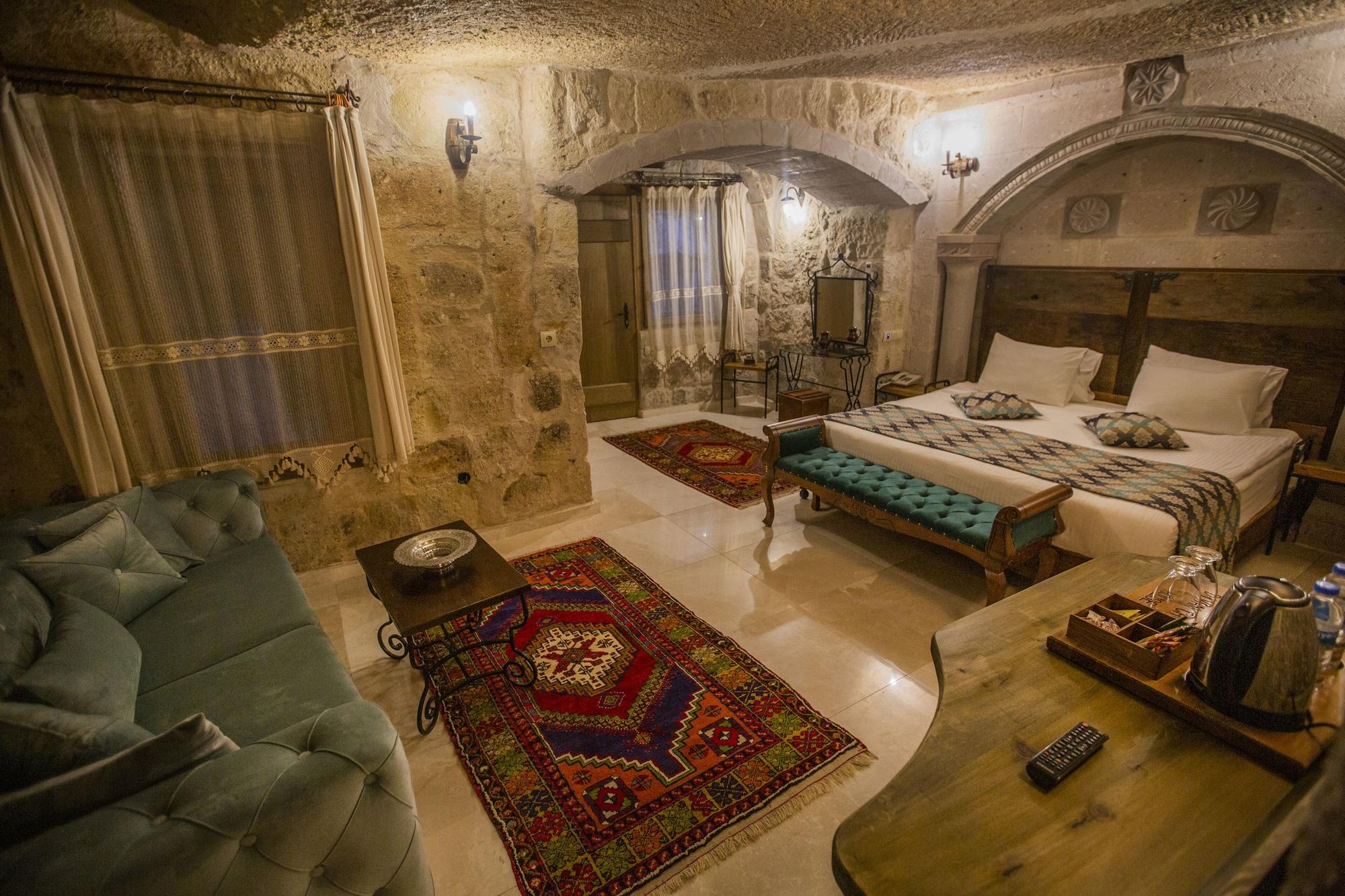 Divan Cave House Hotel Goreme Bagian luar foto