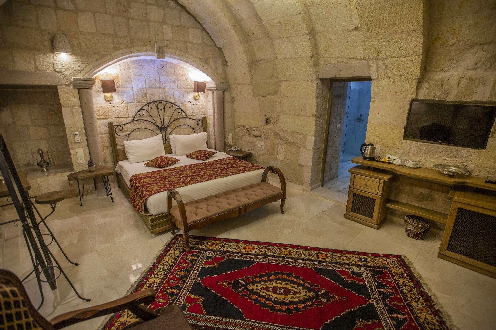 Divan Cave House Hotel Goreme Bagian luar foto