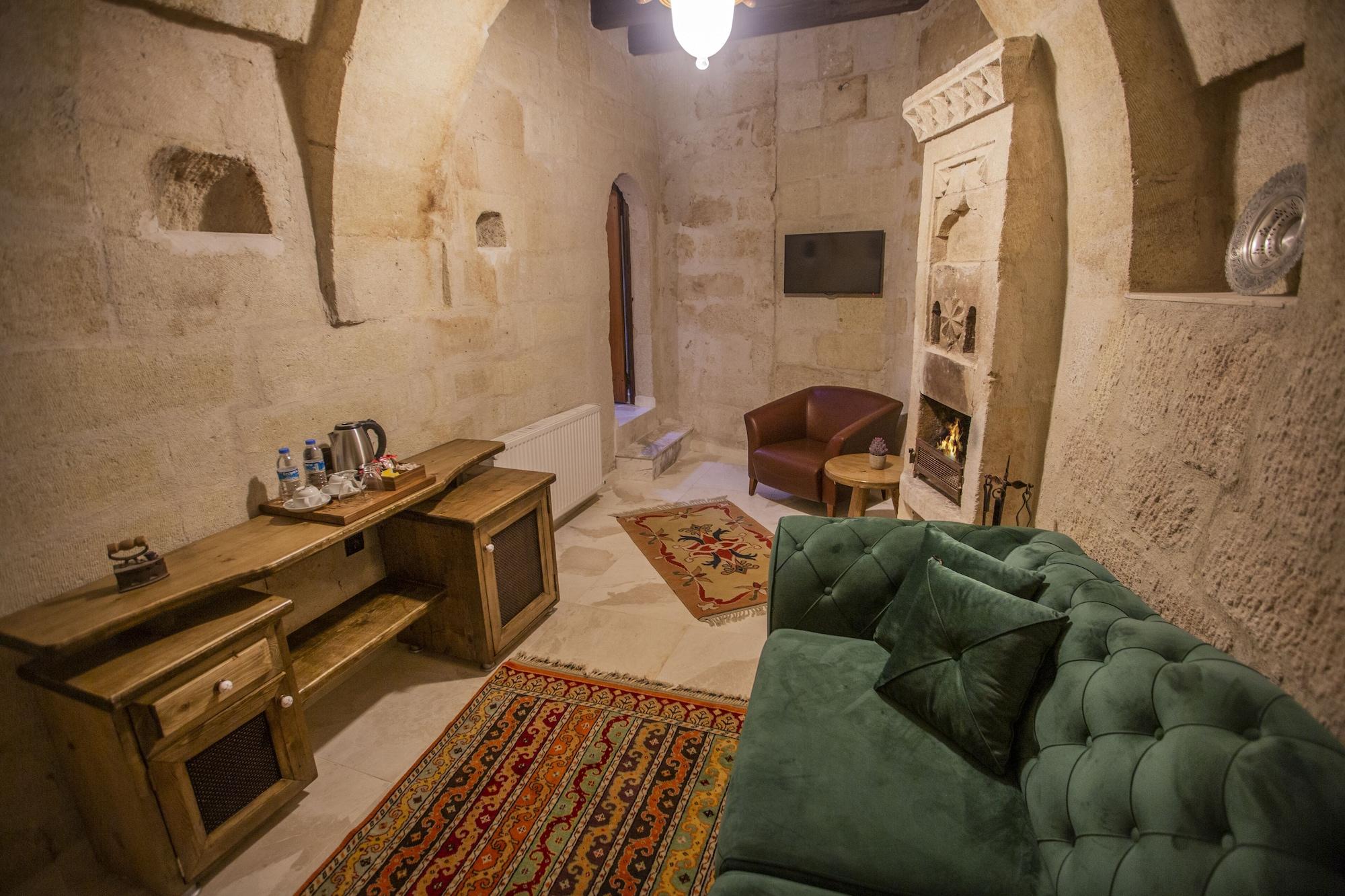 Divan Cave House Hotel Goreme Bagian luar foto